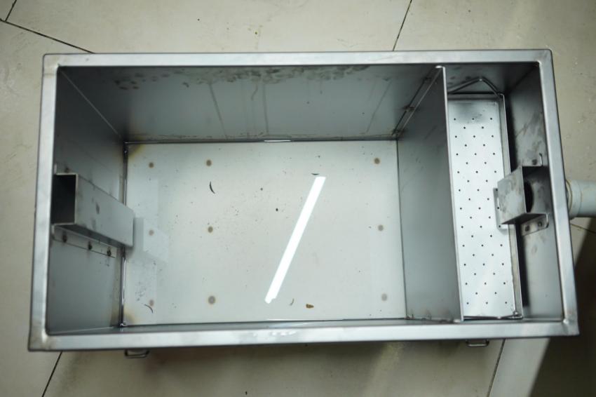 Ayvalık’ta İşletmelere “Yağ Tutucu”  Zorunluluğu Getirildi.