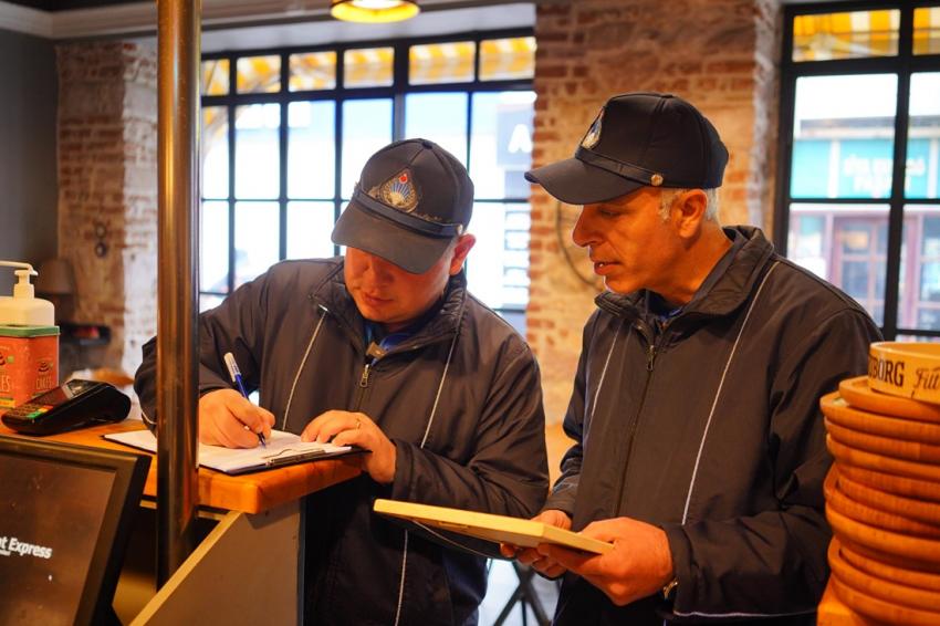 Ayvalık’ta İşletmelere “Yağ Tutucu”  Zorunluluğu Getirildi.