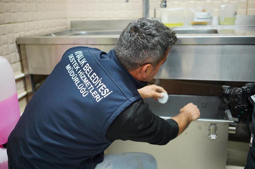 Ayvalık’ta İşletmelere “Yağ Tutucu”  Zorunluluğu Getirildi.