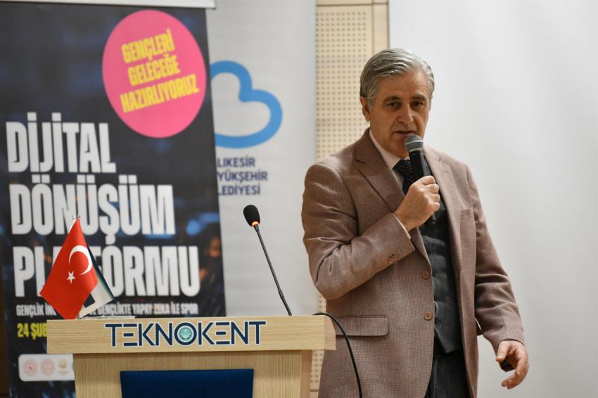 Üniversiteliler yapay zekânın geleceğini konuştu