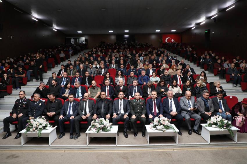 Edremit’te Çanakkale Zaferi’nin 110. yıl dönümü kutlandı