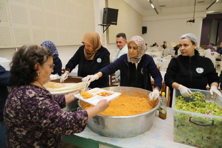 BURHANİYE'DE RAMAZAN PAYLAŞTIKÇA GÜZEL