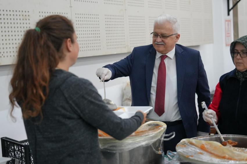 BURHANİYE'DE RAMAZAN PAYLAŞTIKÇA GÜZEL