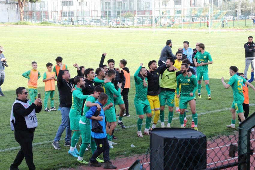 EDREMİTSPOR SON DAKİKA GOLÜYLE LİDERLİĞİ GERİ ALDI