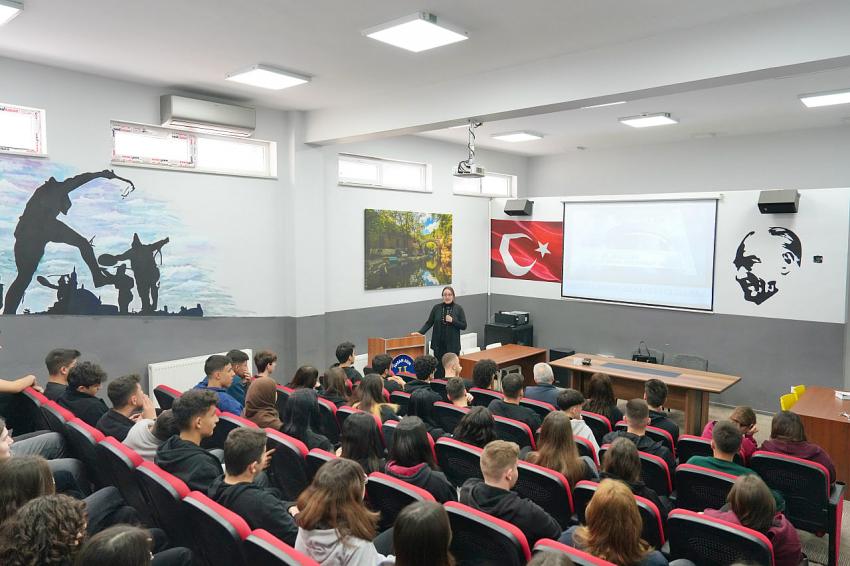 BURHANİYE BELEDİYESİ’NDEN ŞİDDETE KARŞI FARKINDALIK