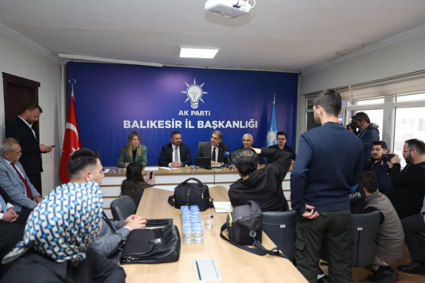 AK PARTİ GENEL BAŞKAN YARDIMCISI VE YEREL YÖNETİMLER BAŞKANI MUSTAFA DEMİR BALIKESİR’DE YOĞUN ZİYARETLER GERÇEKLEŞTİRDİ