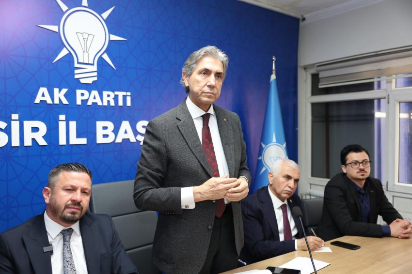 AK PARTİ GENEL BAŞKAN YARDIMCISI VE YEREL YÖNETİMLER BAŞKANI MUSTAFA DEMİR BALIKESİR’DE YOĞUN ZİYARETLER GERÇEKLEŞTİRDİ