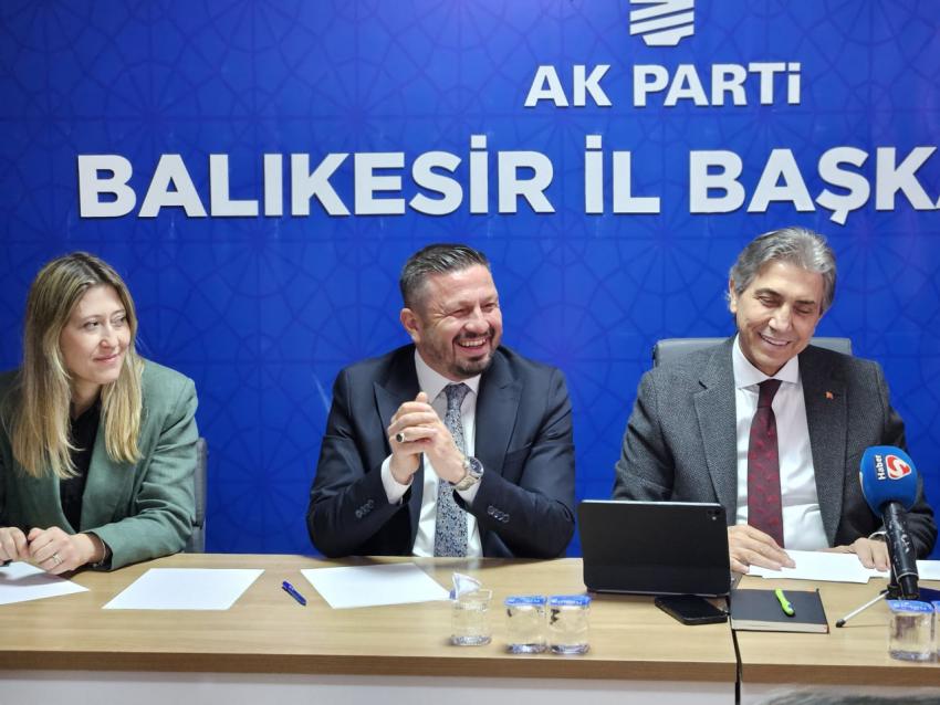 AK PARTİ GENEL BAŞKAN YARDIMCISI VE YEREL YÖNETİMLER BAŞKANI MUSTAFA DEMİR BALIKESİR’DE YOĞUN ZİYARETLER GERÇEKLEŞTİRDİ