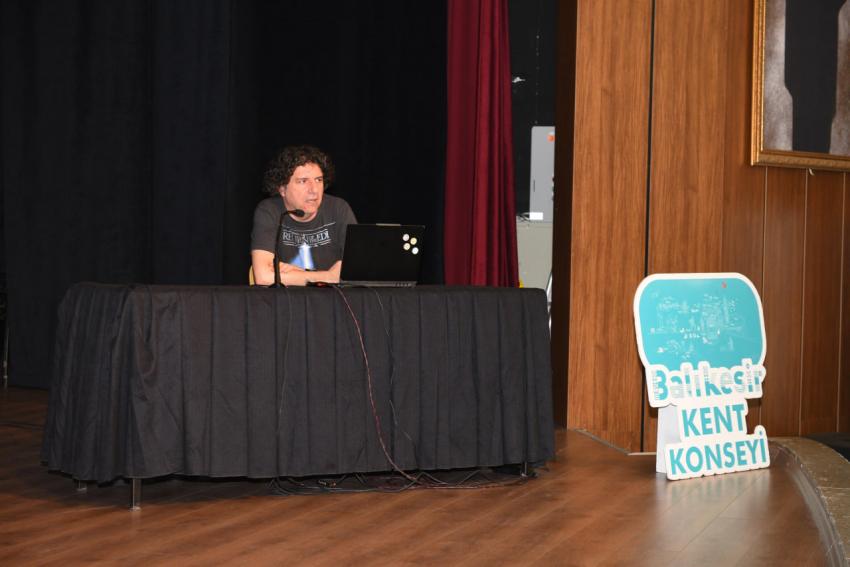 Cumhuriyet Söyleşileri’nde sanat konuşuldu