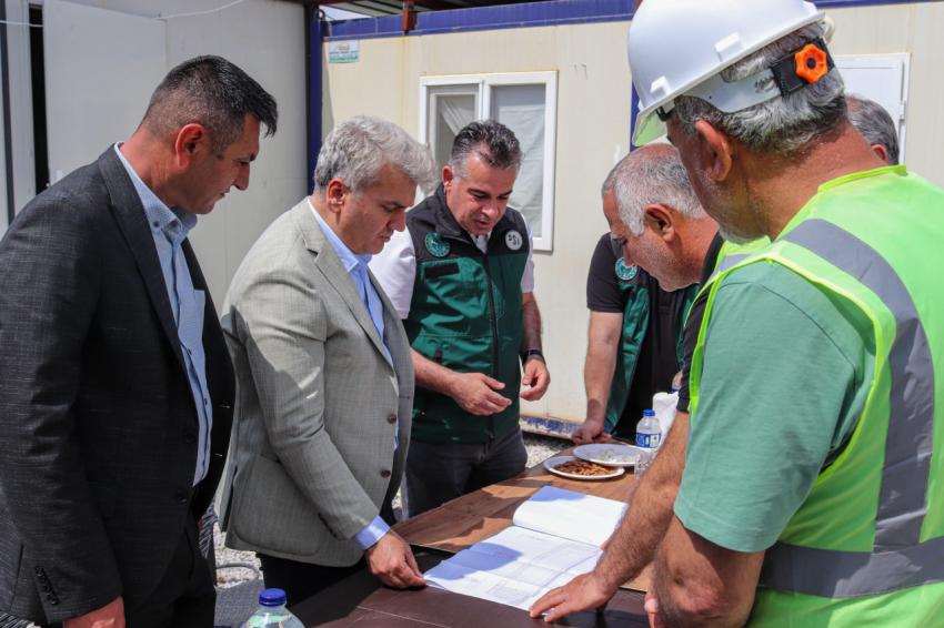 Canbey’den Kırsala Yatırım Hamlesi: Balıklı Köprüsü Çalışmaları Başladı