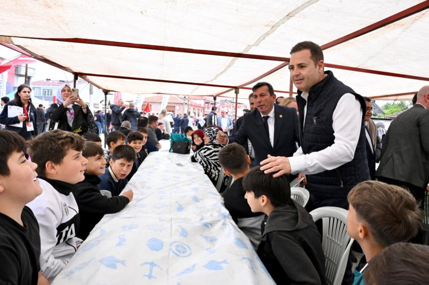 Akın’dan Kaymak Yapım ve Bal Dolum Tesisi müjdesi