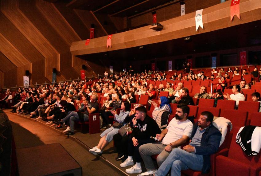 Balıkesir’de anneler ve çocuklarından benzersiz konser