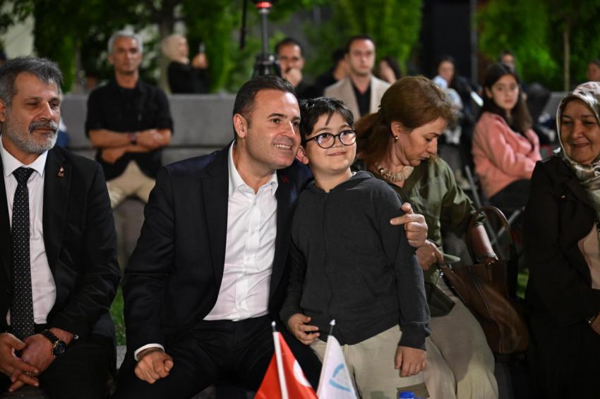 Zeybekler Buluşması ve Kahramanlık Konserine büyük ilgi