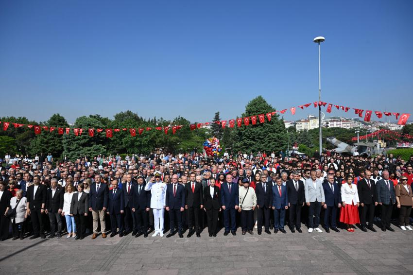 Akın: “Atatürk’ü anmak ve anlamak hepimizin boynunun borcu”