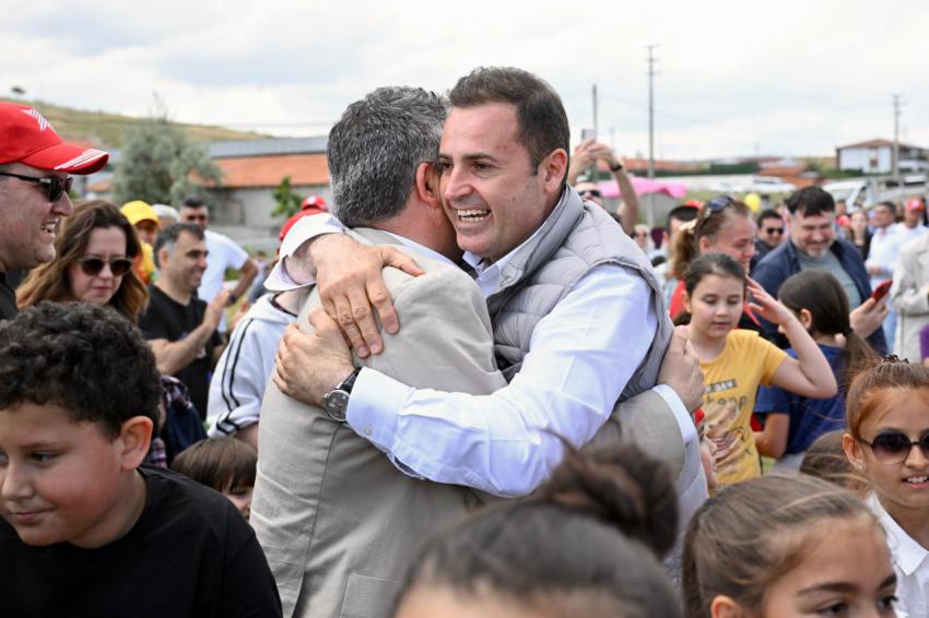 Akın, hafta sonu mesaisini köy hayırlarına ayırdı