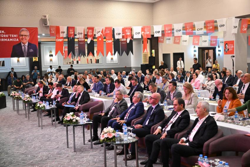 CHP’den Balıkesir’e özel ilgi: Üst düzey yöneticiler ve belediye başkanlarından büyük buluşma