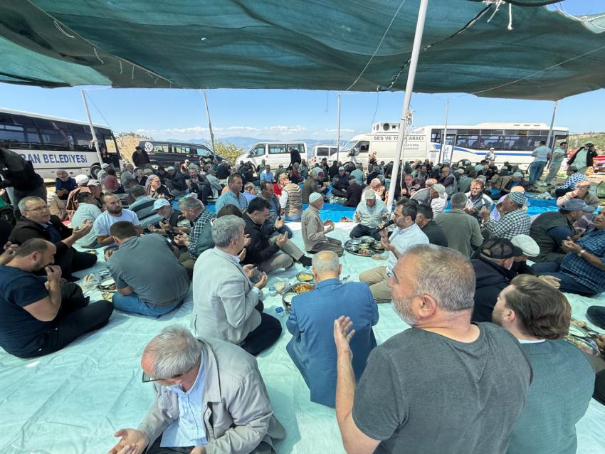 AK Parti Milletvekili Dr. Mustafa Canbey, Çakmak’ta Çoban Hayrı’na Katıldı