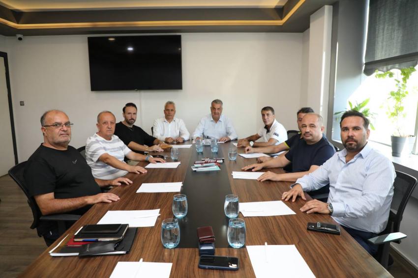 Edremitspor 30 yıllık hasreti bitirmek için sahaya çıkıyor