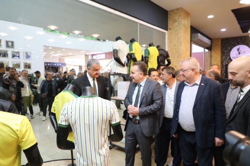 Edremitspor Taraftar Mağazası “EdroStore” hizmete açıldı