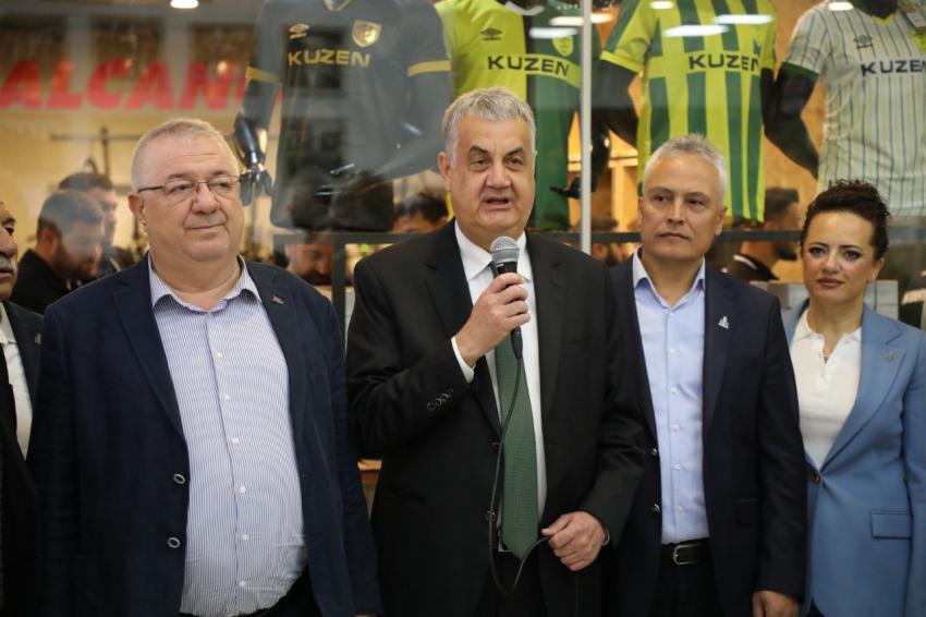 Edremitspor Taraftar Mağazası “EdroStore” hizmete açıldı