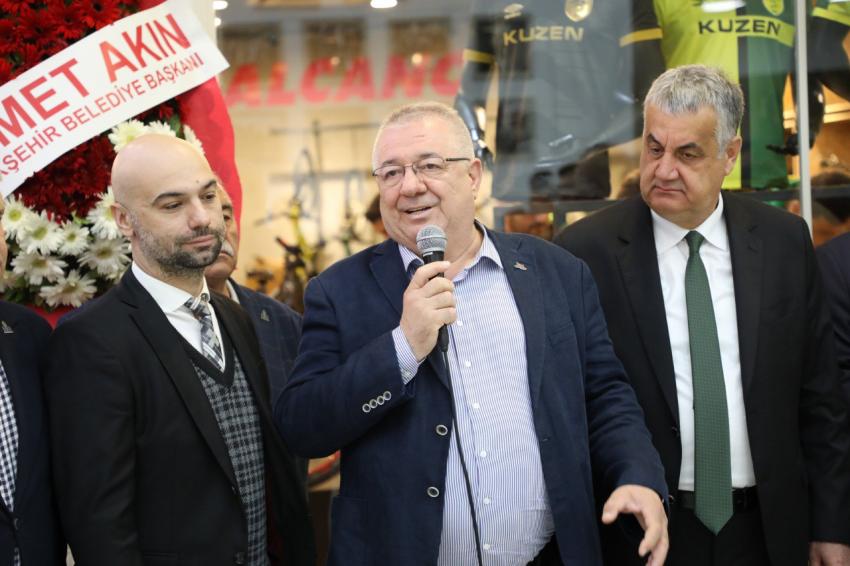 Edremitspor Taraftar Mağazası “EdroStore” hizmete açıldı