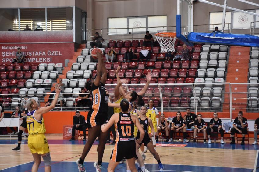 Gürespor, kazanmaya devam ediyor