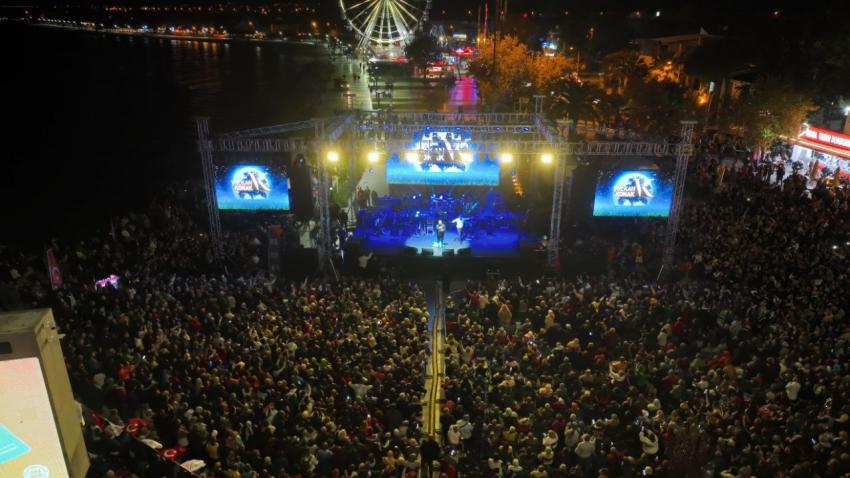 Edremit'te Cumhuriyet coşkusu