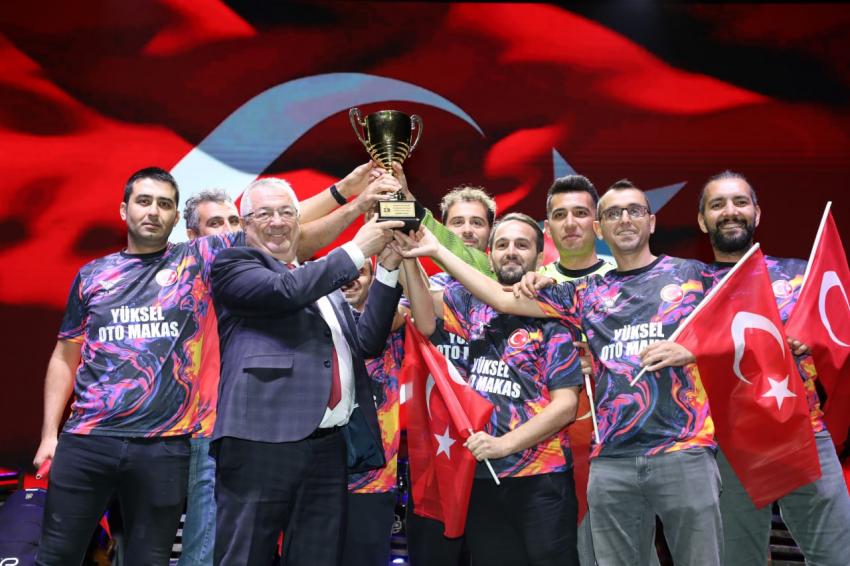 Edremit'te Cumhuriyet coşkusu