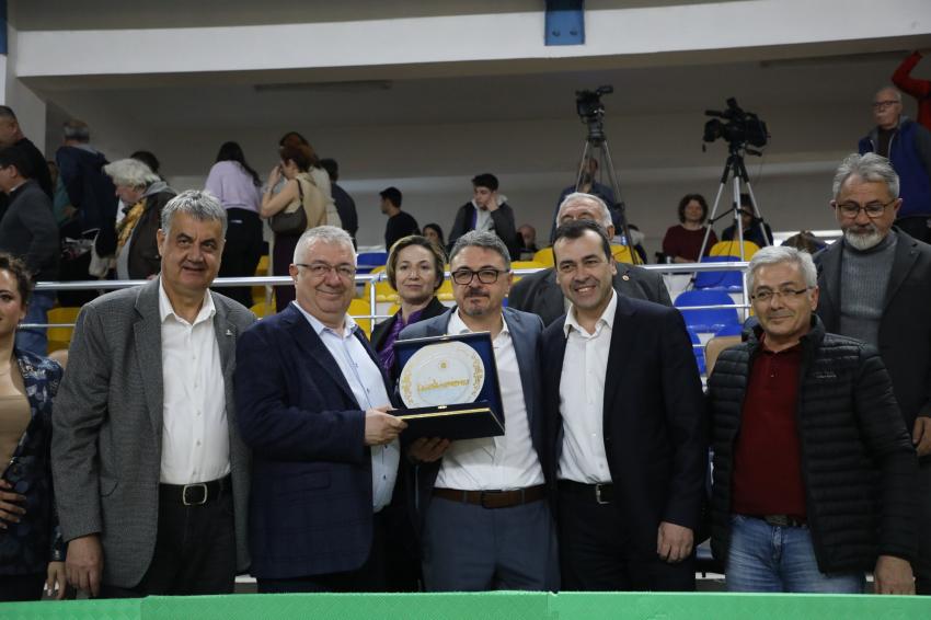 Ferhatoğlu Edremit Belediyesi Gürespor, 25 yıl sonra Süper Lig’de!