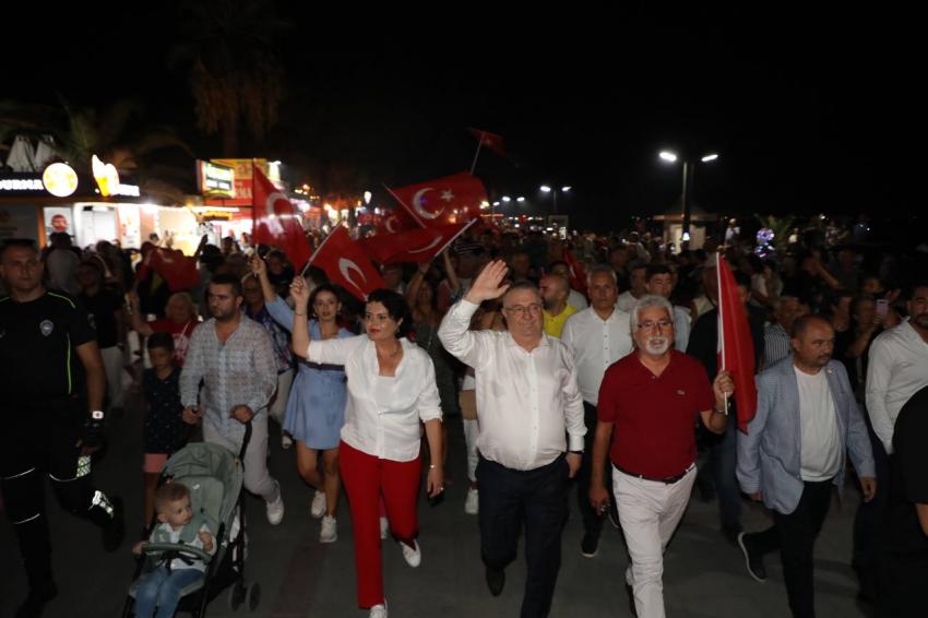 30 Ağustos Zafer Bayramı Edremit'te coşkuyla kutlandı