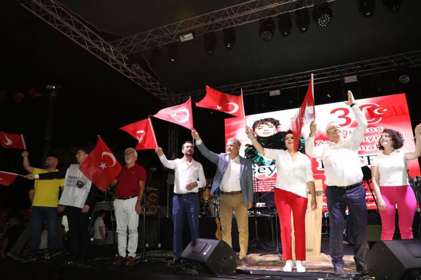 30 Ağustos Zafer Bayramı Edremit'te coşkuyla kutlandı