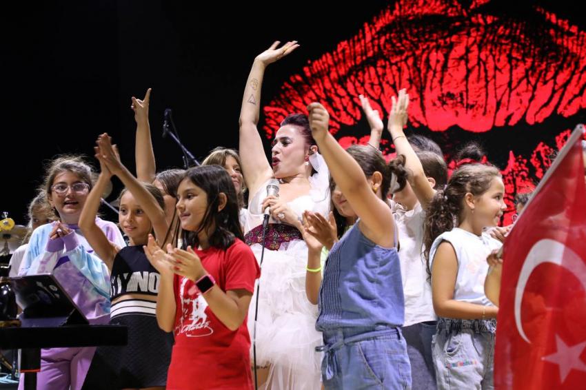 30 Ağustos Zafer Bayramı Edremit'te coşkuyla kutlandı