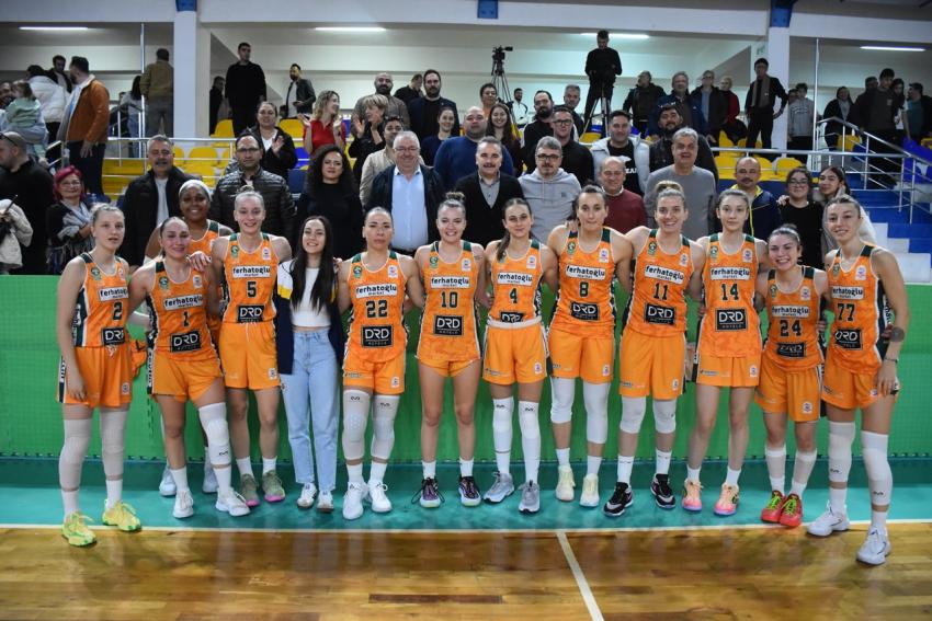 Gürespor, şampiyonluk yolunda namağlup ilerliyor