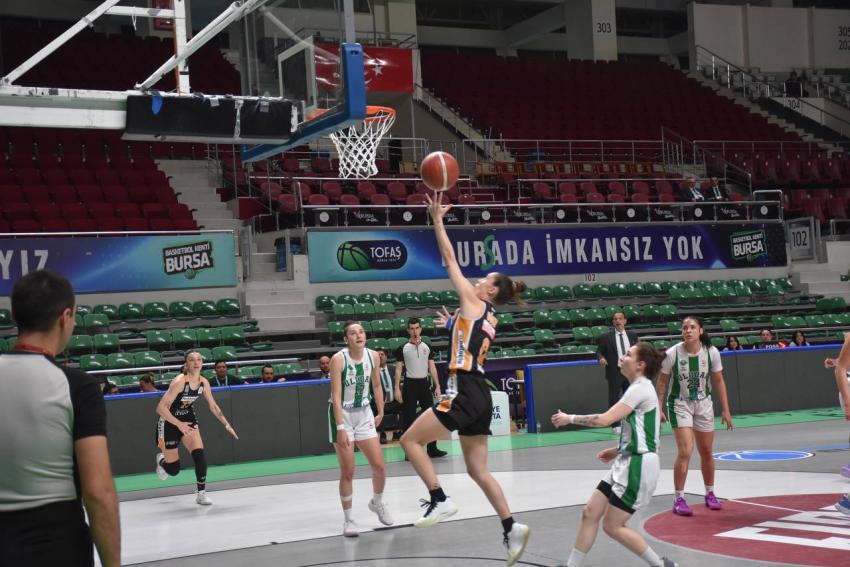 Şampiyon Gürespor, namağlup serisini Bursa’da sürdürdü