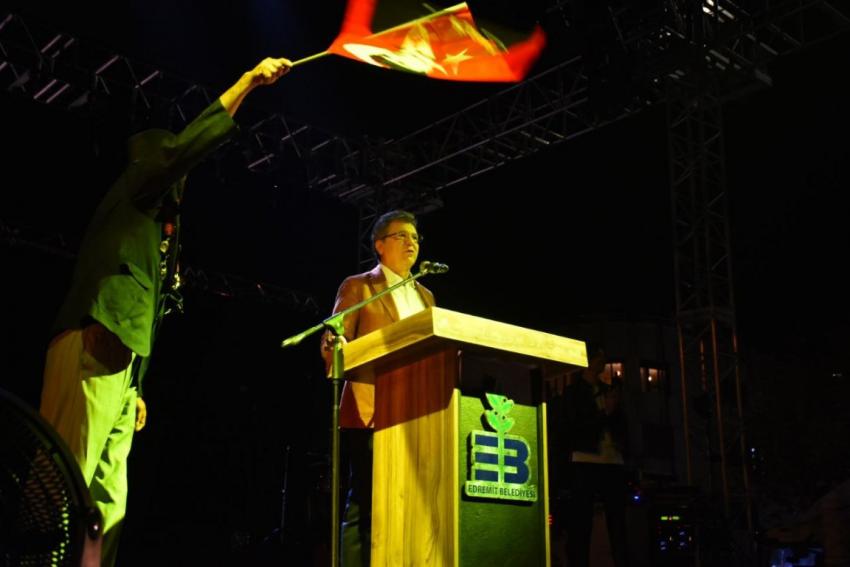 EDREMİT’TE CUMHURİYET KONSERİ