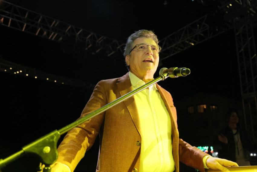 EDREMİT’TE CUMHURİYET KONSERİ