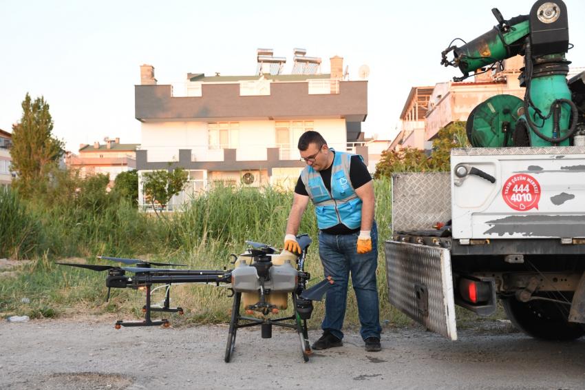 Sivrisineksiz bir yaz için Büyükşehir ekiplerinden yoğun mesai