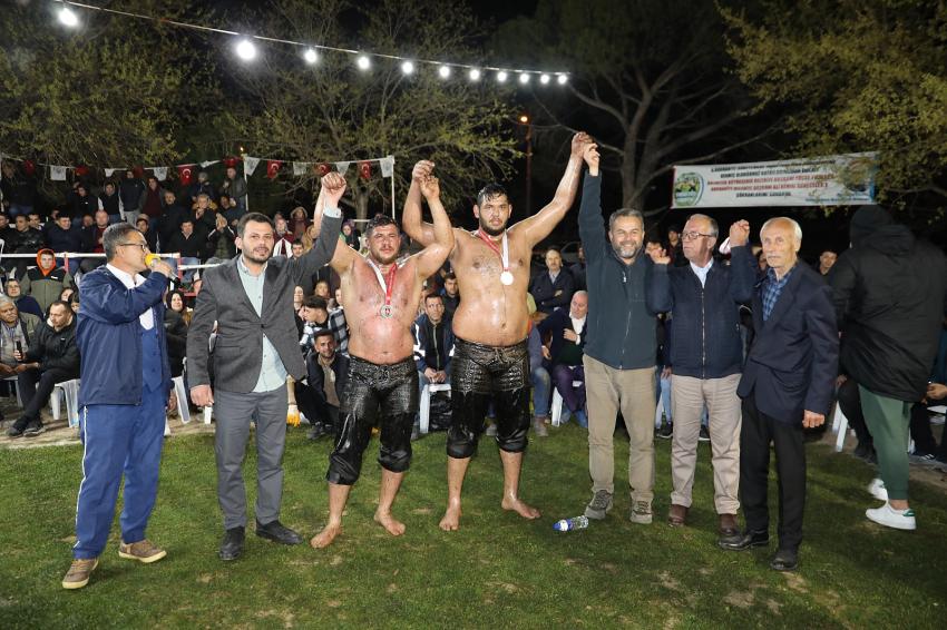 SÜBEYLİDERE GÜREŞLERİ NEFES KESTİ