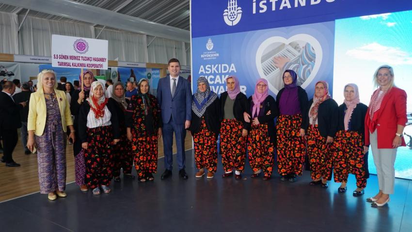 EDREMİT İSTANBUL’DA İLGİ ODAĞI OLDU