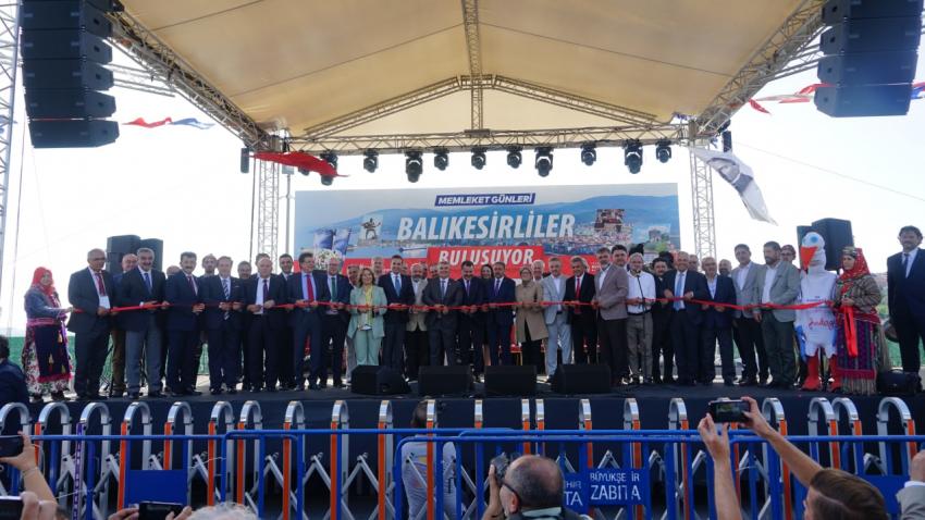 EDREMİT İSTANBUL’DA İLGİ ODAĞI OLDU