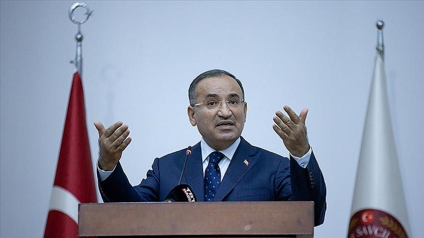 ADALET BAKANI BOZDAĞ: VICDANLARINI VE AKILLARINI KIRAYA VERENLER, ASLA HAKIM VE SAVCI VASFINI ÖZDE TAŞIYAMAZLAR