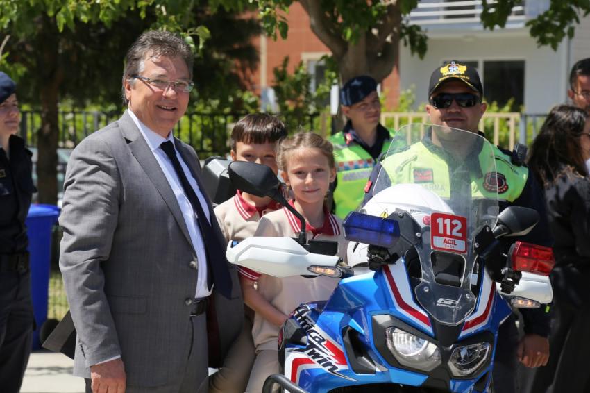 EDREMIT’TE TRAFIK HAFTASI KUTLANDI