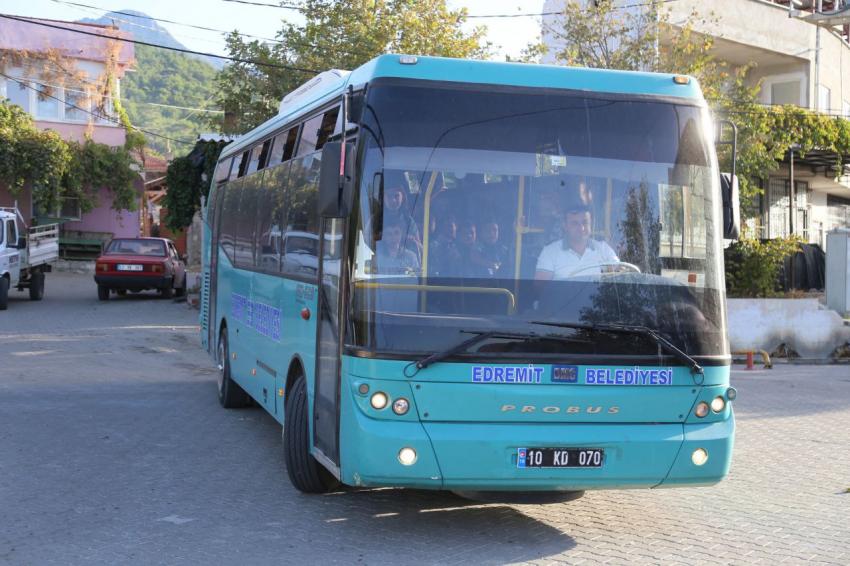 BAŞKAN ARSLAN ÖĞRENCİLERİN ULAŞIM SORUNUNU ÇÖZDÜ