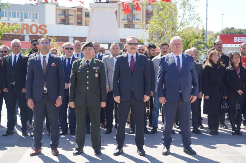 ULU ÖNDER ATATÜRK'ÜN EDREMİT'E GELİŞİNİN 91. YILI COŞKUYLA KUTLANDI