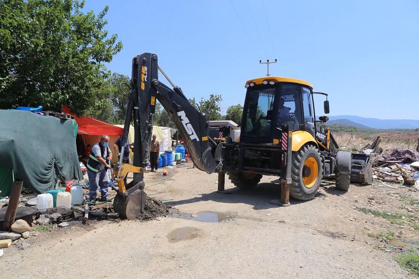 Düdüklü Suyuna Kaçak Hat Çekenlere İşlem Yapıldı