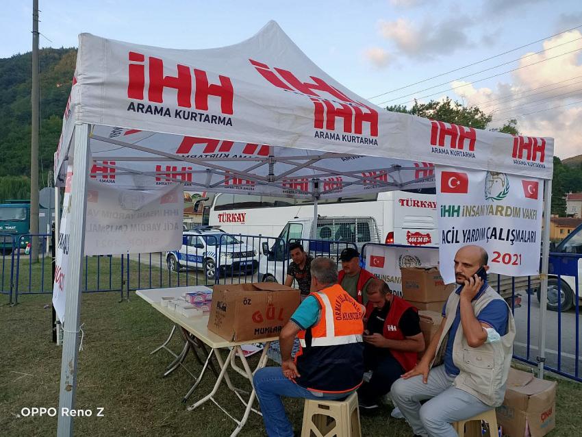 Balıkesir İHH'dan Sel Bölgesine Yardım Eli