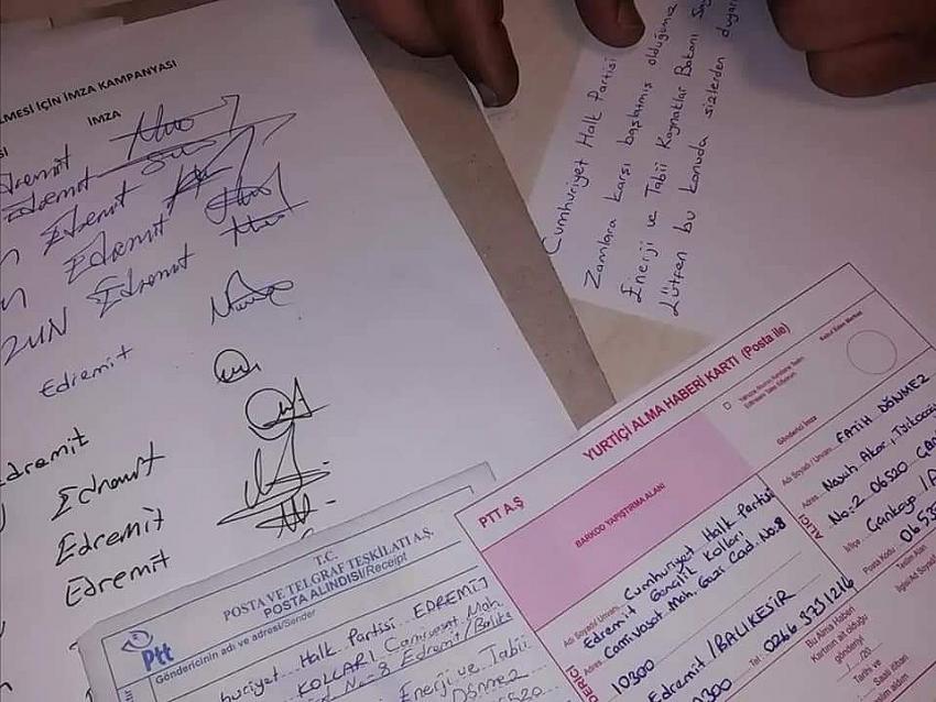 CHP GENÇLİK KOLLARININ BAŞLATTIĞI İMZA KAMPANYASINDA TOPLANAN İMZALAR SAYIN FATİH DÖNMEZ'E GÖNDERİLDİ