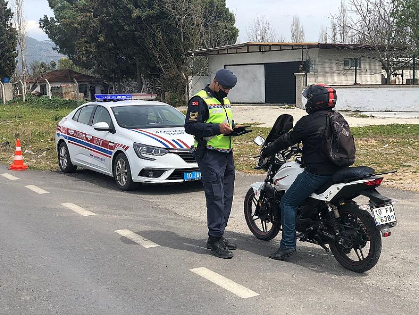 BALIKESIR JANDARMA KOMUTANLIĞI'NDAN MOTOSIKLET VE MOTORLU BISIKLET DENETIMI