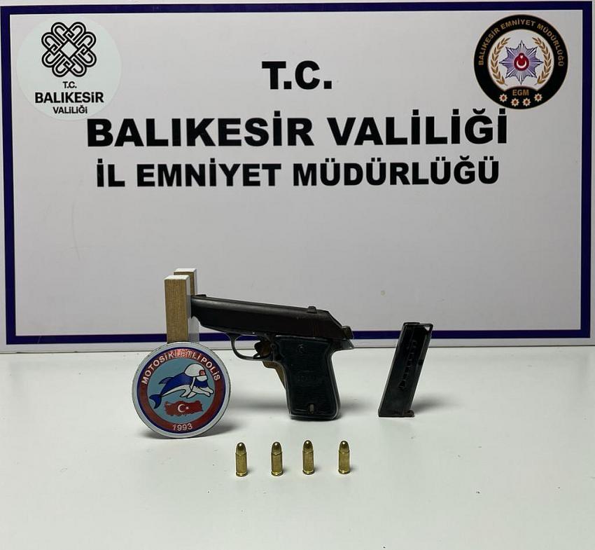 BALIKESIR'DE ARANAN 19 ŞAHIS YAKALANDI