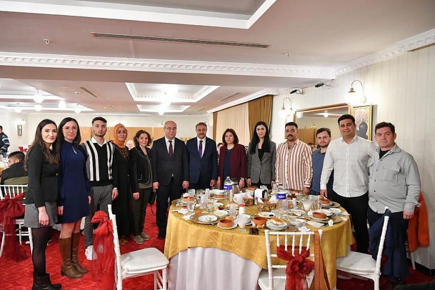 UYUŞTURUCUYLA MÜCADELEYE CESARET VEREN İFTAR